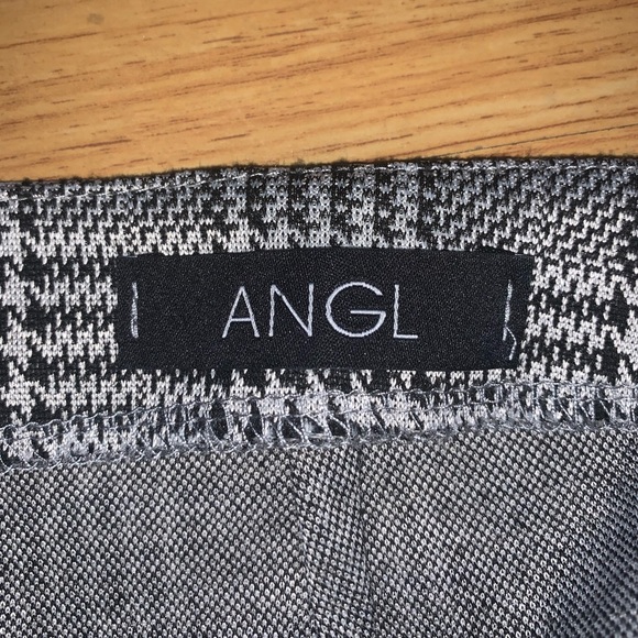 Houndstooth SKORT - Picture 3 of 4